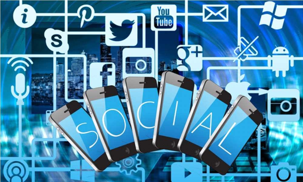 Don't ignore social listening Don't ignore social listening