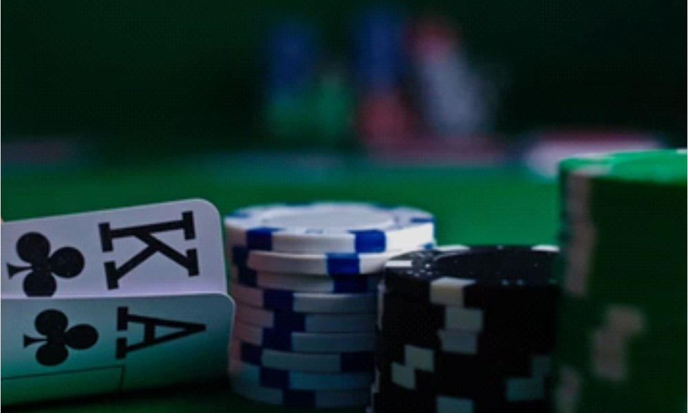How to bet in poker