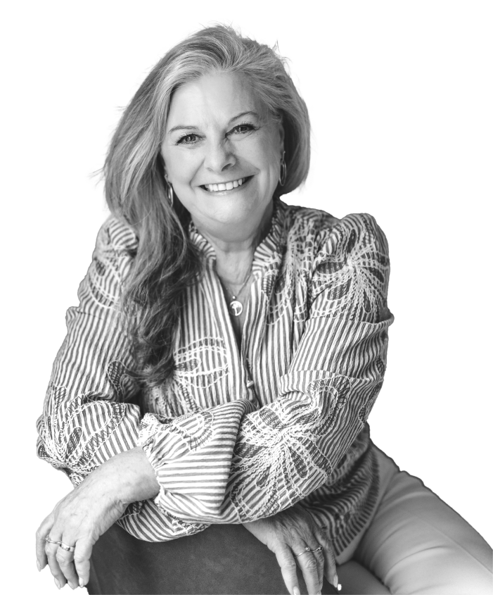 Ann Elisabeth Seach_ Black and White